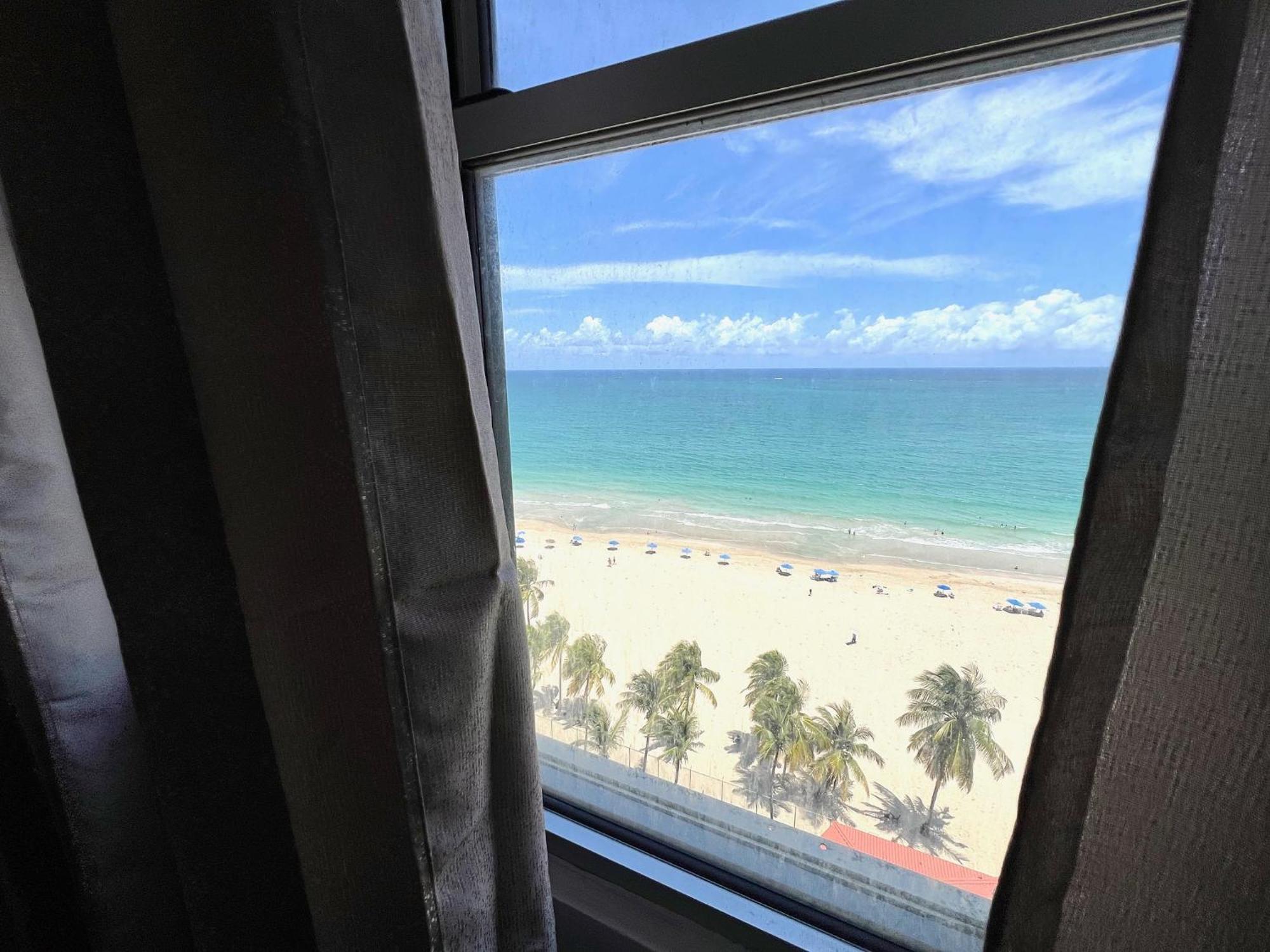 Apartamento Gorgeous Ocean View 1Br W/Beach Acess & Pool San Juan Exterior foto